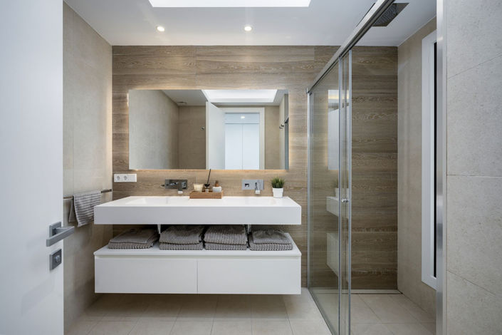 Image No.32-2 Bed Property for sale