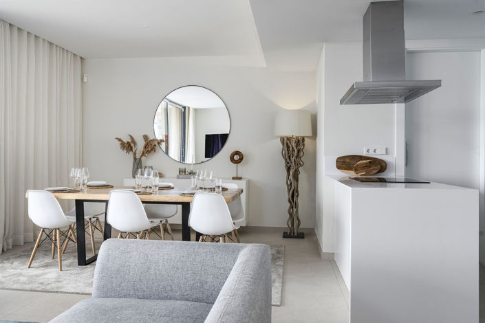 Image No.7-2 Bed Property for sale