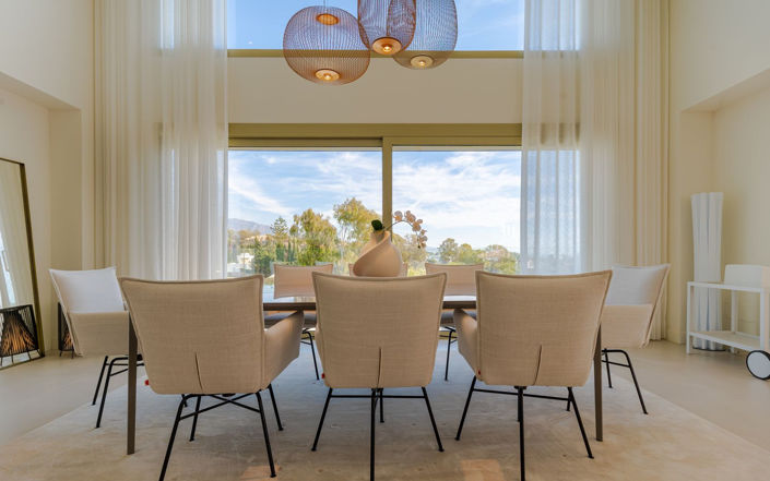 Image No.26-4 Bed Property for sale