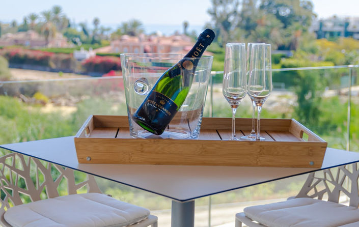 Image No.32-4 Bed Property for sale