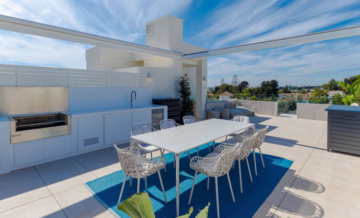 Image No.40-4 Bed Property for sale