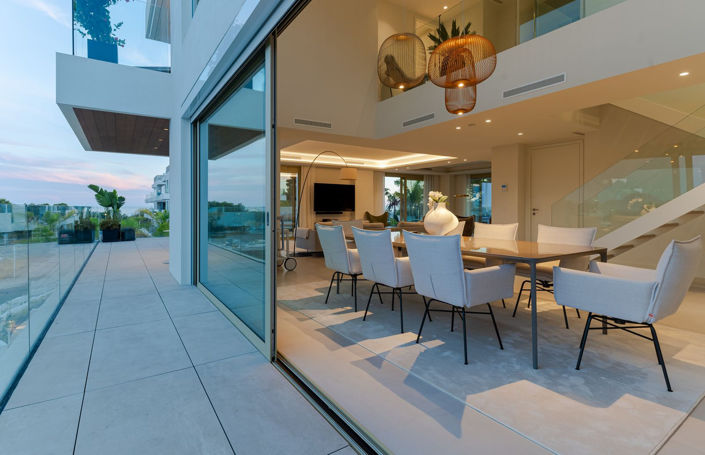 Image No.43-4 Bed Property for sale