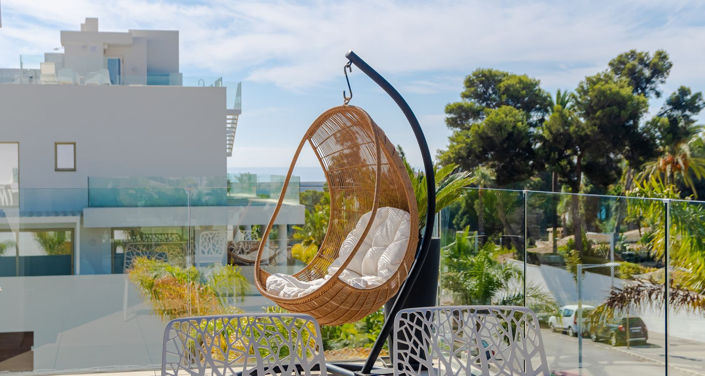 Image No.44-4 Bed Property for sale