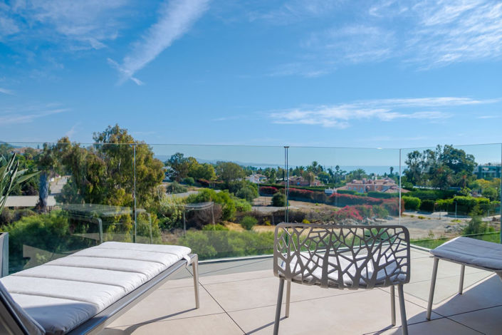 Image No.48-4 Bed Property for sale