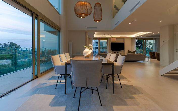 Image No.54-4 Bed Property for sale