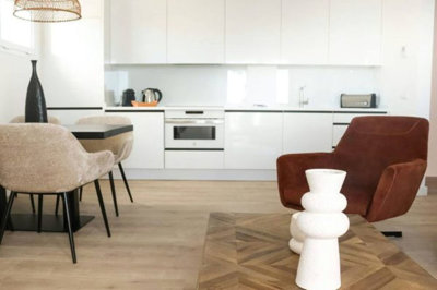 7-aa4cc561180b369757c0bb4af9886cd3