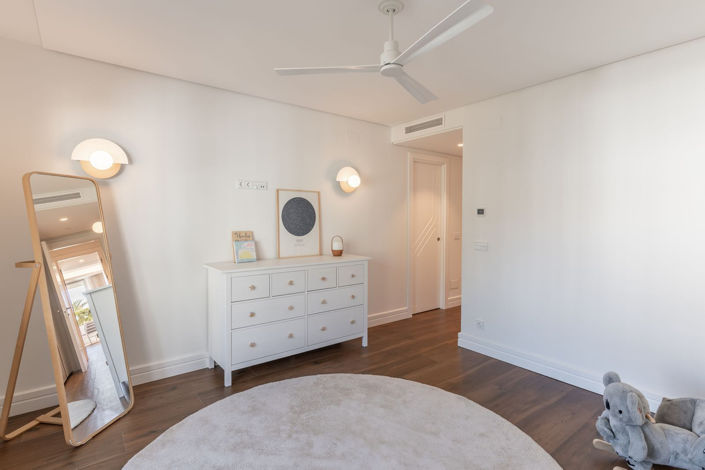 Image No.21-3 Bed Property for sale