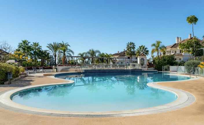 Image No.33-3 Bed Property for sale