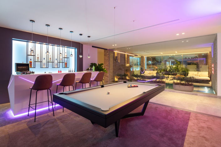 Image No.48-6 Bed Property for sale