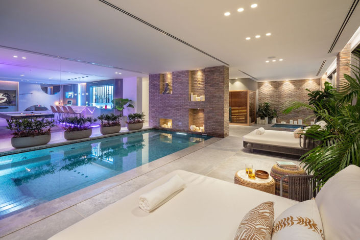 Image No.49-6 Bed Property for sale