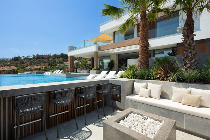 Image No.7-6 Bed Property for sale