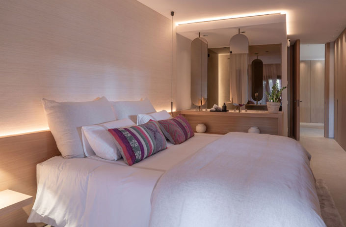 Image No.15-3 Bed Property for sale