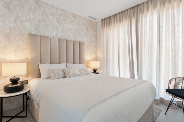 Image No.13-5 Bed Property for sale