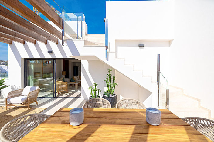 Image No.28-3 Bed Property for sale