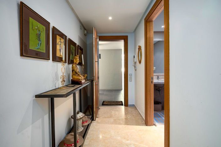 Image No.11-3 Bed Property for sale