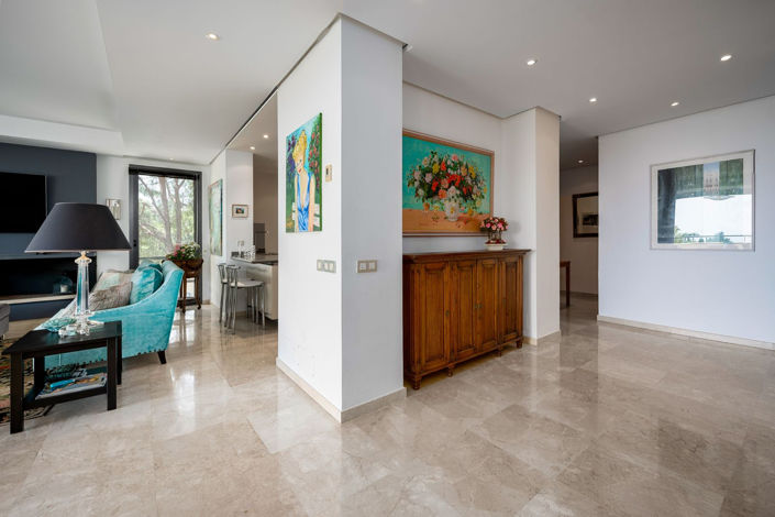 Image No.13-3 Bed Property for sale