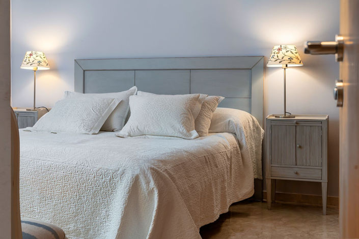 Image No.22-3 Bed Property for sale