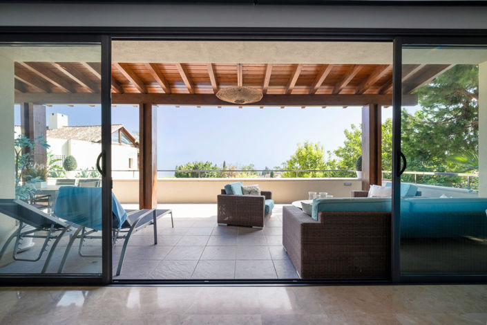 Image No.30-3 Bed Property for sale