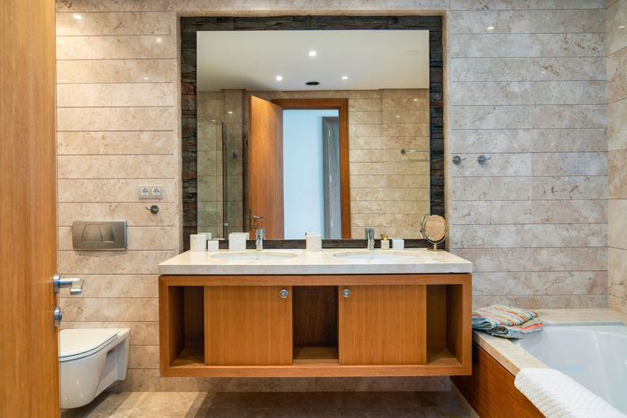 Image No.35-3 Bed Property for sale