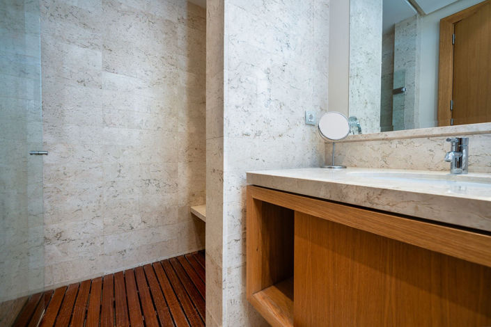 Image No.40-3 Bed Property for sale