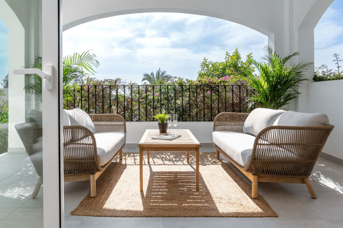 Image No.2-3 Bed Property for sale