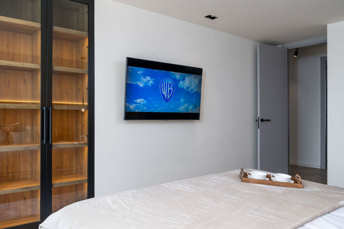 Image No.38-3 Bed Property for sale