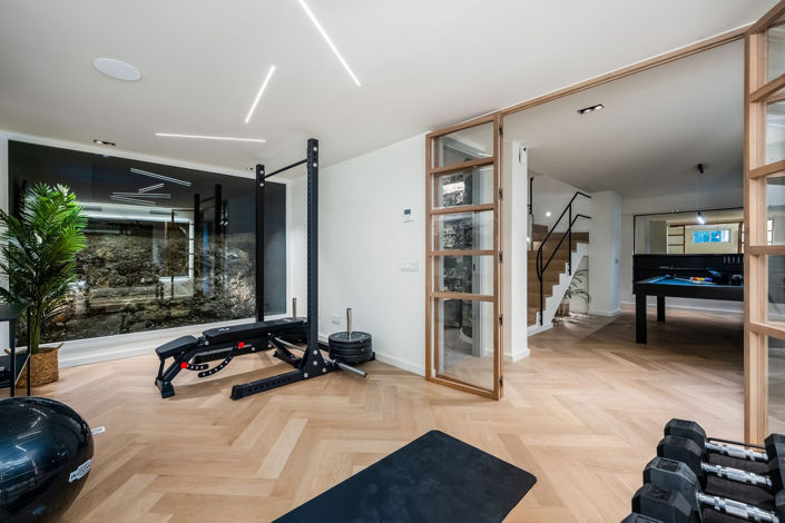 Image No.46-3 Bed Property for sale