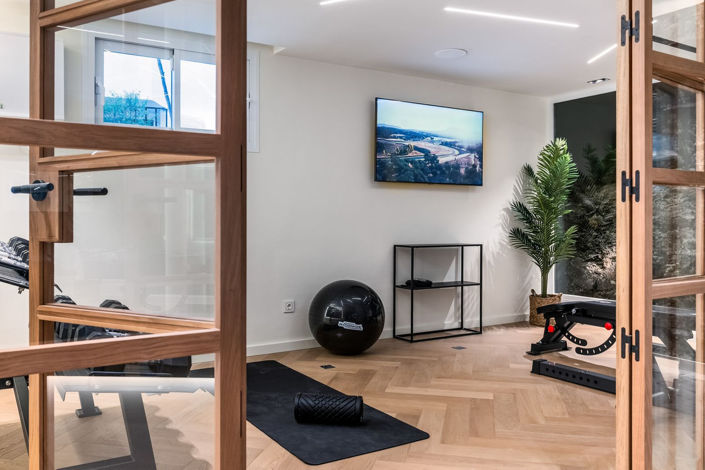 Image No.47-3 Bed Property for sale