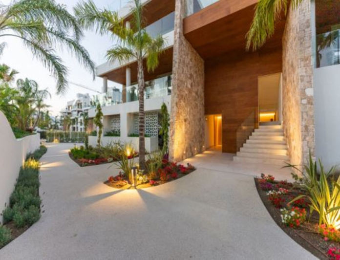 Image No.23-3 Bed Property for sale