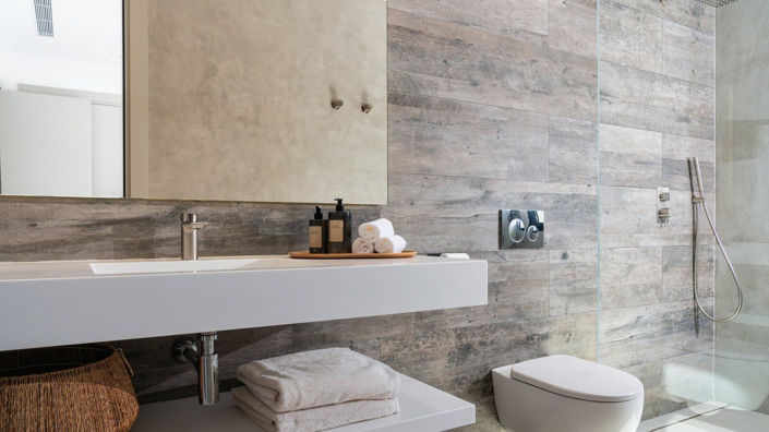 Image No.11-5 Bed Property for sale