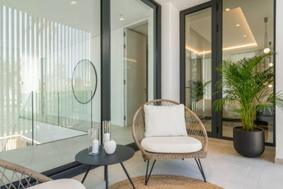 13-5fd73dea700db77384c091ca9818b1a9