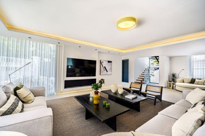 13-5fd73dea700db77384c091ca9818b1a9