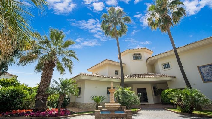 Image No.5-6 Bed Property for sale