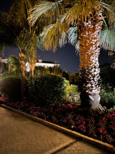 Image No.57-6 Bed Property for sale