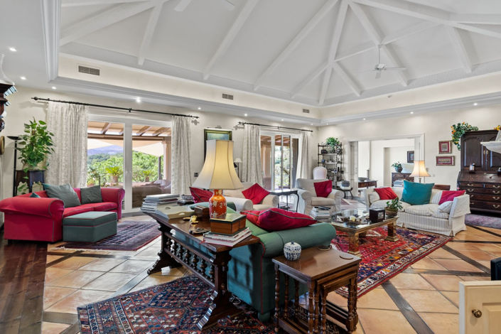 Image No.16-4 Bed Property for sale