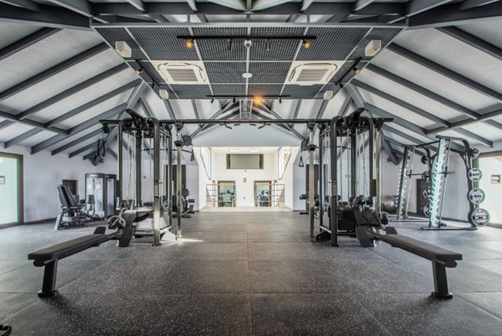 Image No.10-2 Bed Property for sale