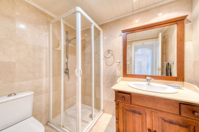 3-e898b2bb2a2fdfd06d2c39894dce8316