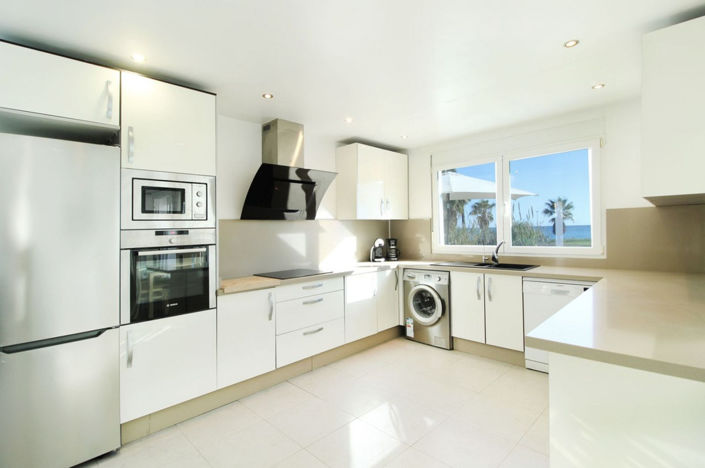 Image No.2-Propriété de 3 chambres à vendre à Estepona