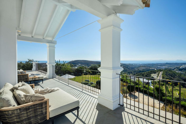 Image No.30-7 Bed Property for sale