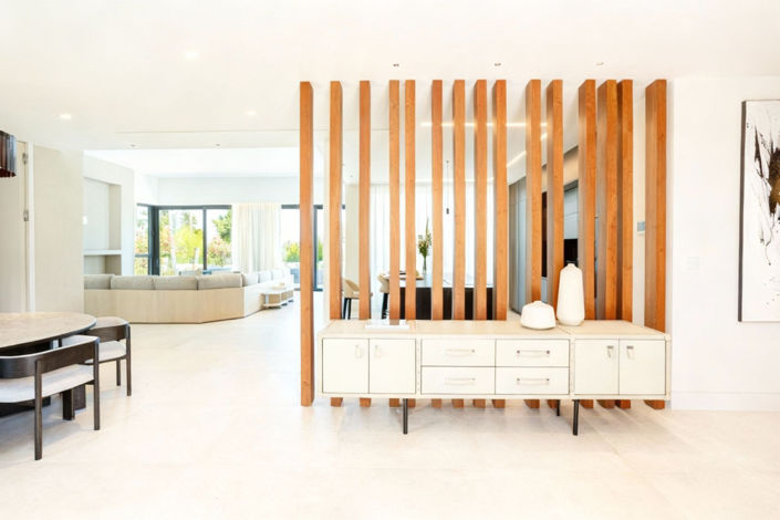 Image No.16-4 Bed Property for sale