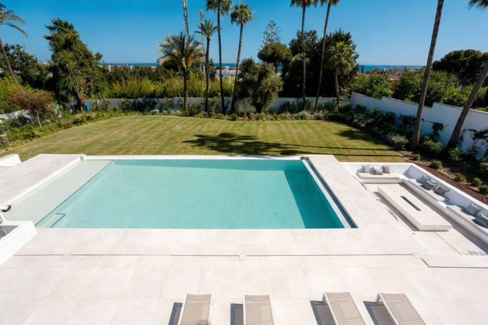 Image No.27-4 Bed Property for sale