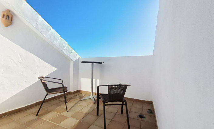 Image No.7-3 Bed Property for sale