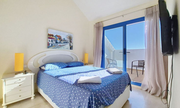 Image No.9-3 Bed Property for sale