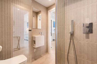 11-20939a0134ad724a8cb2a801094d15a4