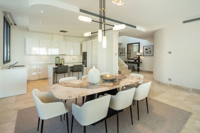 11-20939a0134ad724a8cb2a801094d15a4