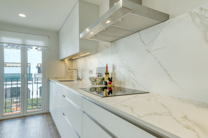 Image No.10-3 Bed Property for sale