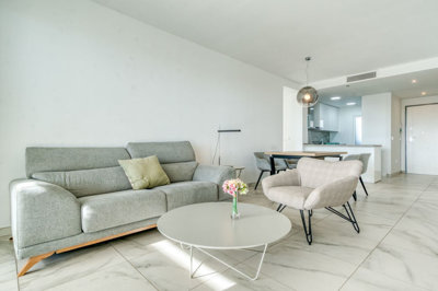 10-bb915d1cb19341576dcdc994b81ab9c5