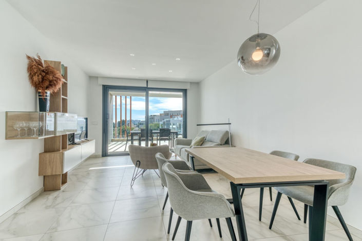 Image No.5-2 Bed Property for sale