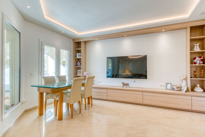 Image No.14-3 Bed Property for sale