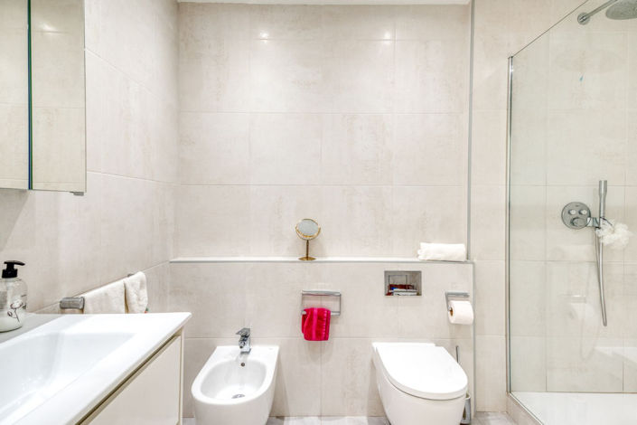 Image No.21-3 Bed Property for sale